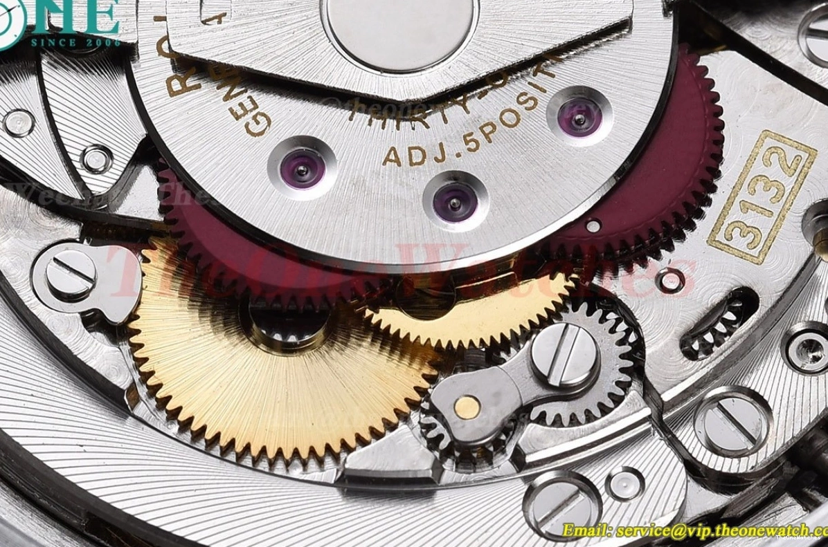 Oyster SS 114300 White 39mm EWF SS VR3132 Perpetual 0414